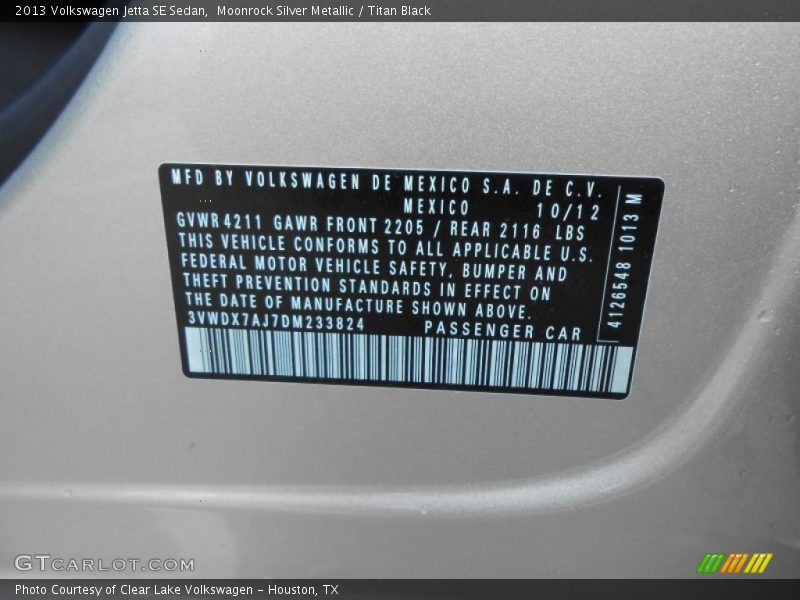 Moonrock Silver Metallic / Titan Black 2013 Volkswagen Jetta SE Sedan