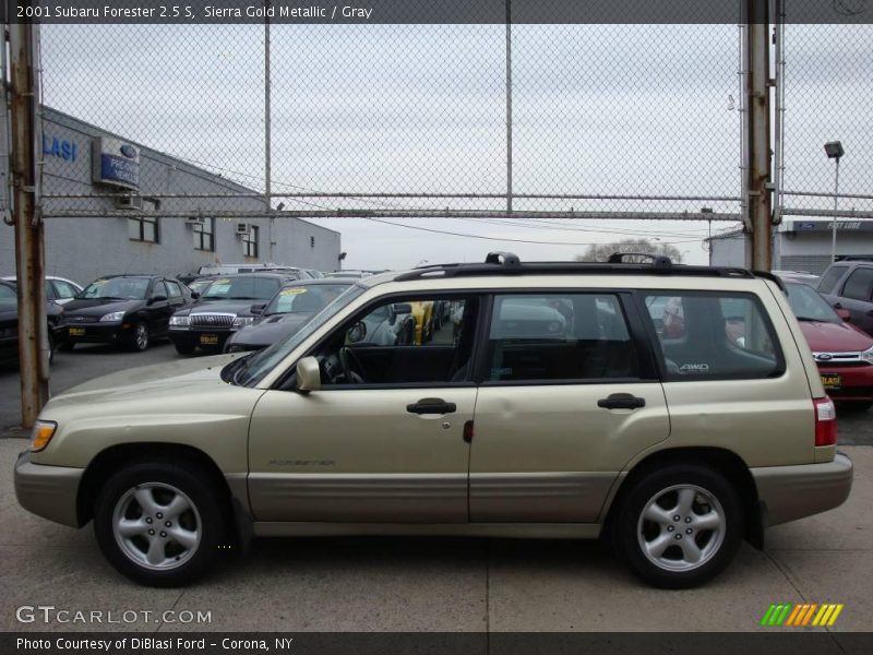 Sierra Gold Metallic / Gray 2001 Subaru Forester 2.5 S