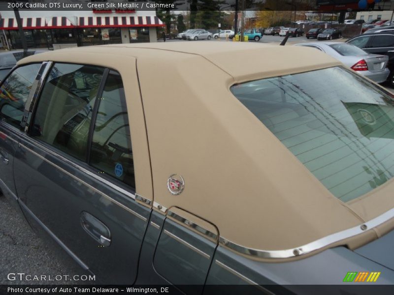 Green Silk Metallic / Cashmere 2006 Cadillac DTS Luxury