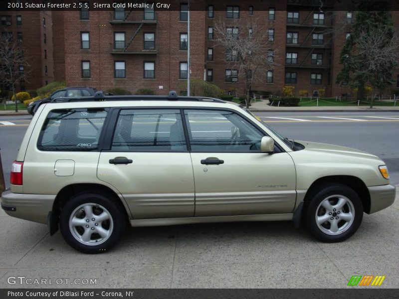 Sierra Gold Metallic / Gray 2001 Subaru Forester 2.5 S