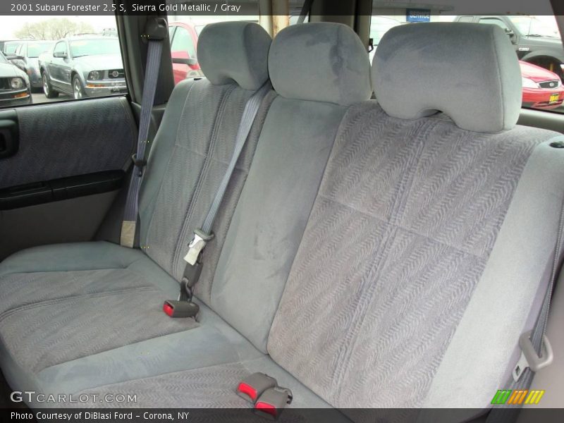 Sierra Gold Metallic / Gray 2001 Subaru Forester 2.5 S