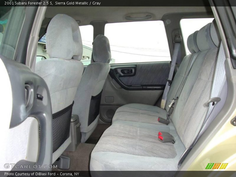 Sierra Gold Metallic / Gray 2001 Subaru Forester 2.5 S