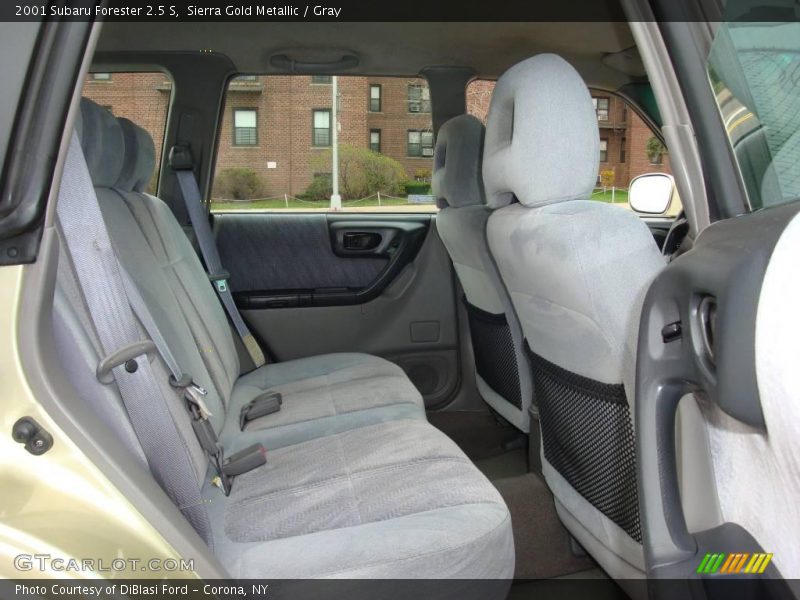 Sierra Gold Metallic / Gray 2001 Subaru Forester 2.5 S