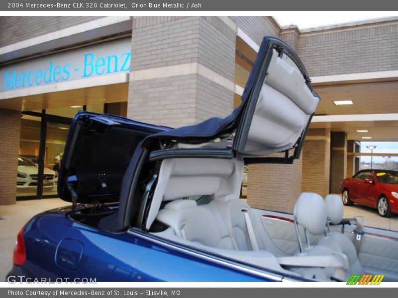 Orion Blue Metallic / Ash 2004 Mercedes-Benz CLK 320 Cabriolet