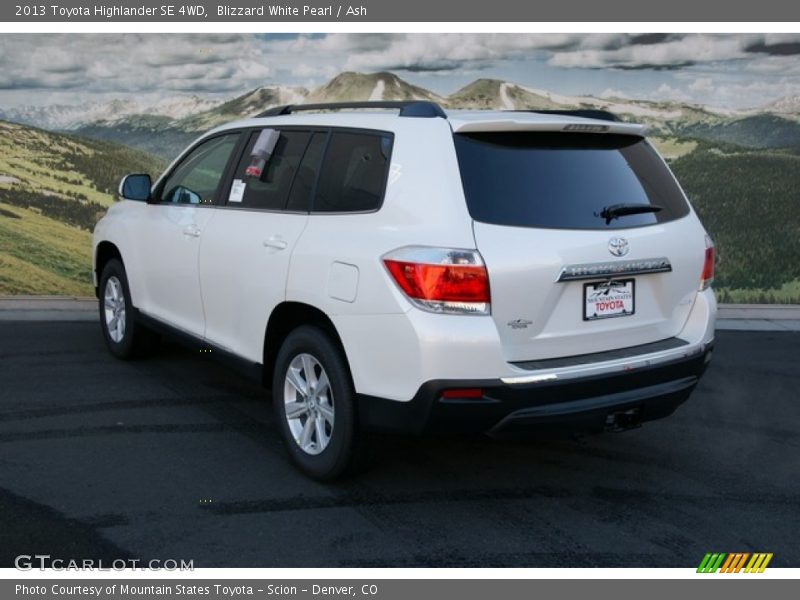 Blizzard White Pearl / Ash 2013 Toyota Highlander SE 4WD