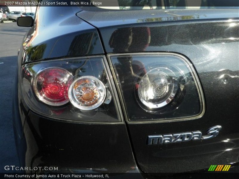 Black Mica / Beige 2007 Mazda MAZDA3 i Sport Sedan