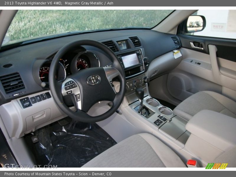 Magnetic Gray Metallic / Ash 2013 Toyota Highlander V6 4WD