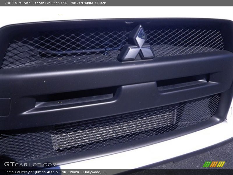 Wicked White / Black 2008 Mitsubishi Lancer Evolution GSR