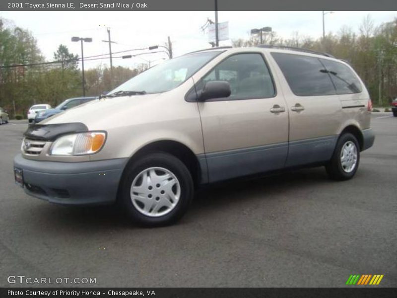 Desert Sand Mica / Oak 2001 Toyota Sienna LE