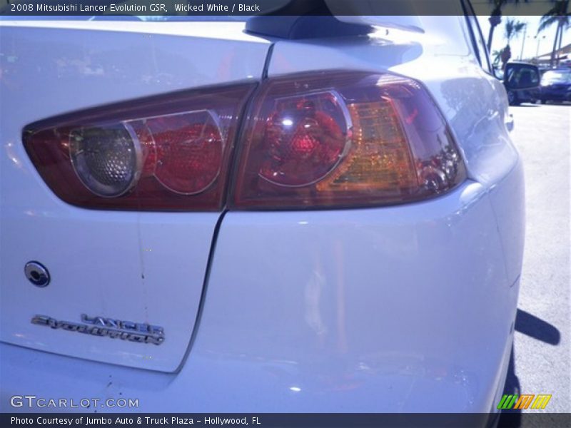 Wicked White / Black 2008 Mitsubishi Lancer Evolution GSR