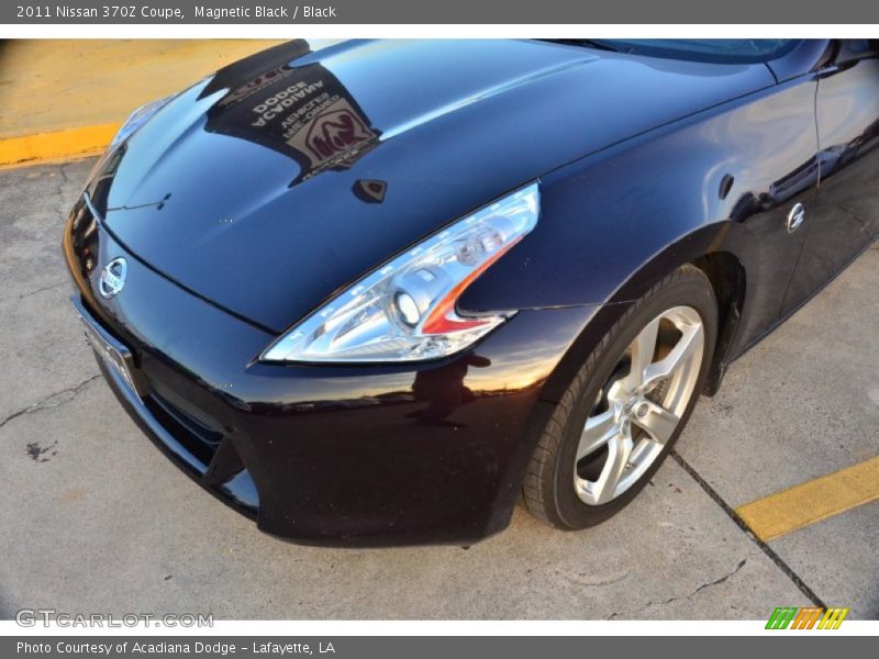 Magnetic Black / Black 2011 Nissan 370Z Coupe