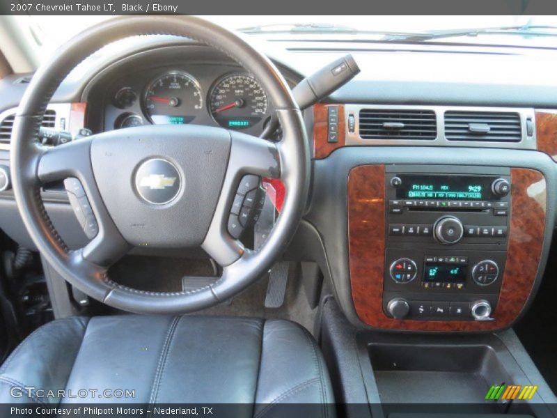 Dashboard of 2007 Tahoe LT