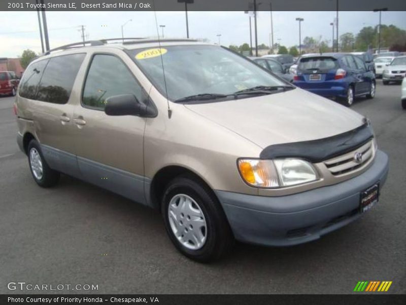 Desert Sand Mica / Oak 2001 Toyota Sienna LE