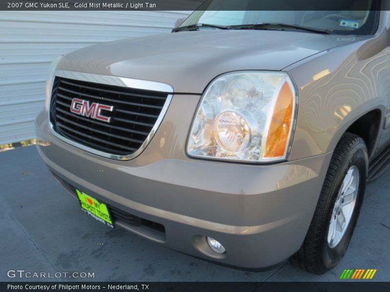 Gold Mist Metallic / Light Tan 2007 GMC Yukon SLE