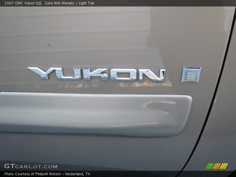Gold Mist Metallic / Light Tan 2007 GMC Yukon SLE