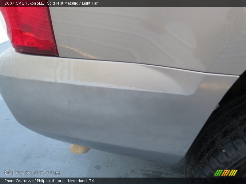 Gold Mist Metallic / Light Tan 2007 GMC Yukon SLE
