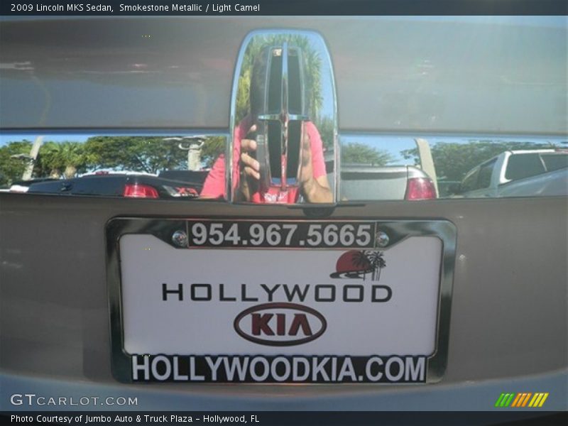 Smokestone Metallic / Light Camel 2009 Lincoln MKS Sedan