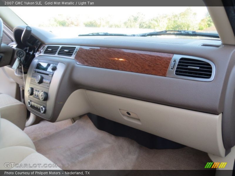 Gold Mist Metallic / Light Tan 2007 GMC Yukon SLE