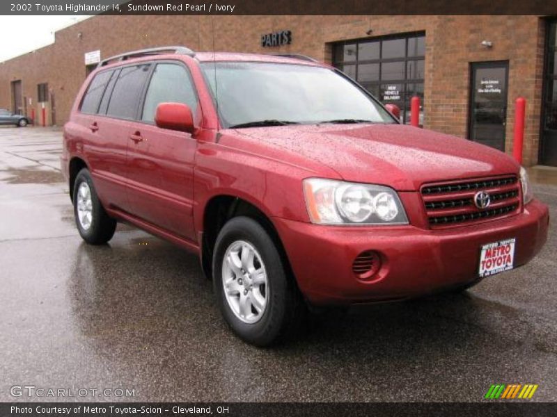 Sundown Red Pearl / Ivory 2002 Toyota Highlander I4
