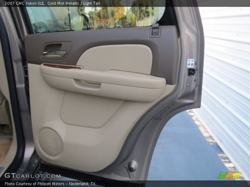 Gold Mist Metallic / Light Tan 2007 GMC Yukon SLE