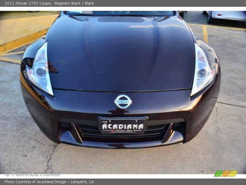 Magnetic Black / Black 2011 Nissan 370Z Coupe