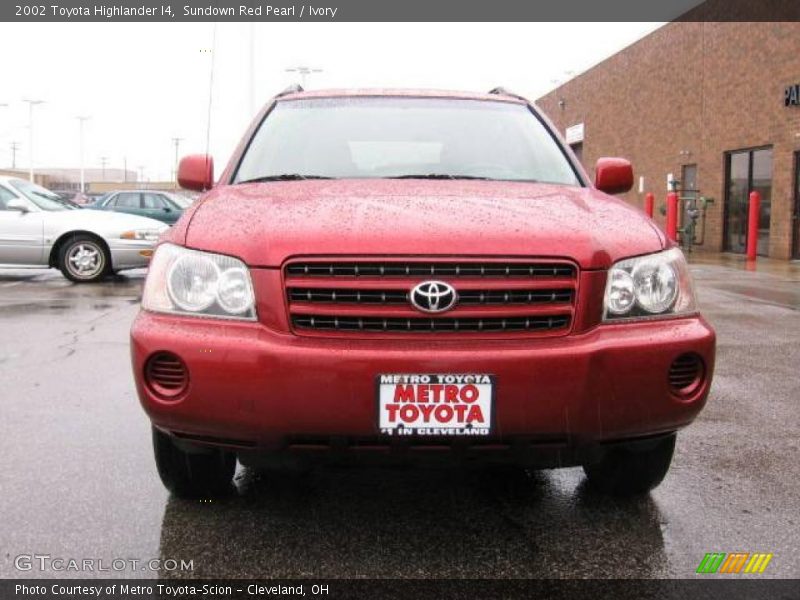 Sundown Red Pearl / Ivory 2002 Toyota Highlander I4