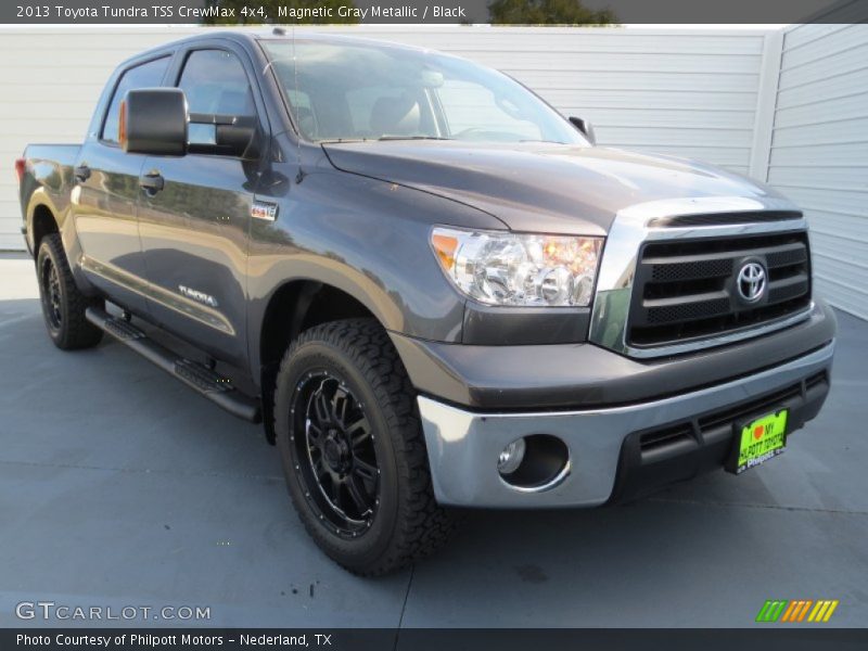 Front 3/4 View of 2013 Tundra TSS CrewMax 4x4
