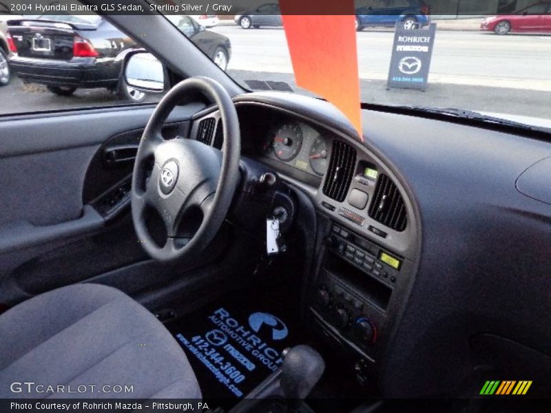 Sterling Silver / Gray 2004 Hyundai Elantra GLS Sedan