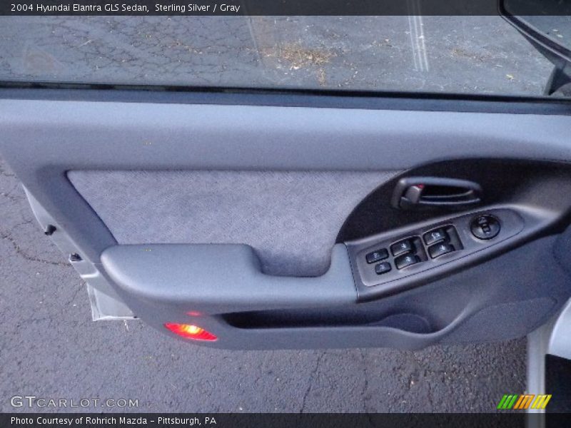 Sterling Silver / Gray 2004 Hyundai Elantra GLS Sedan