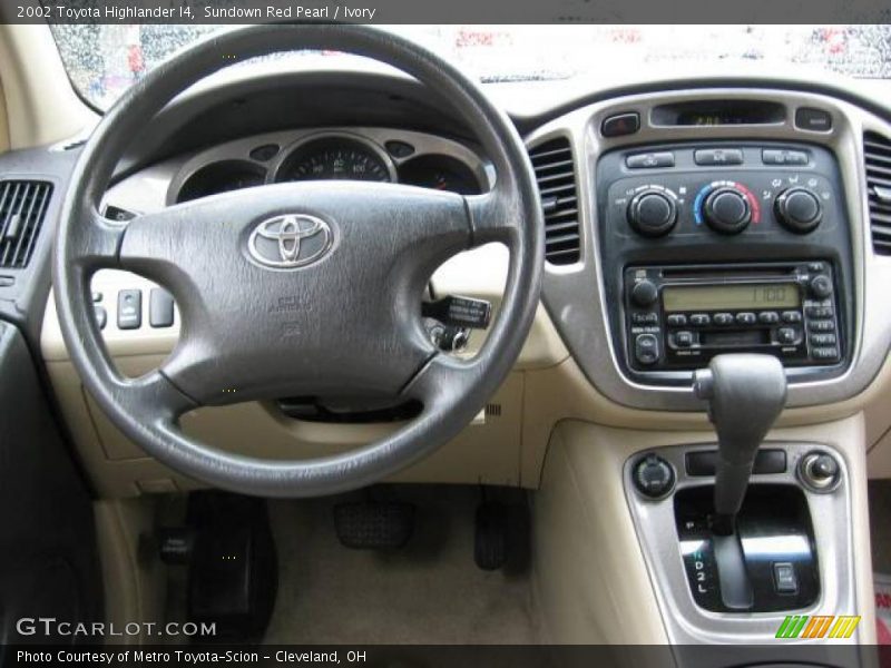 Sundown Red Pearl / Ivory 2002 Toyota Highlander I4