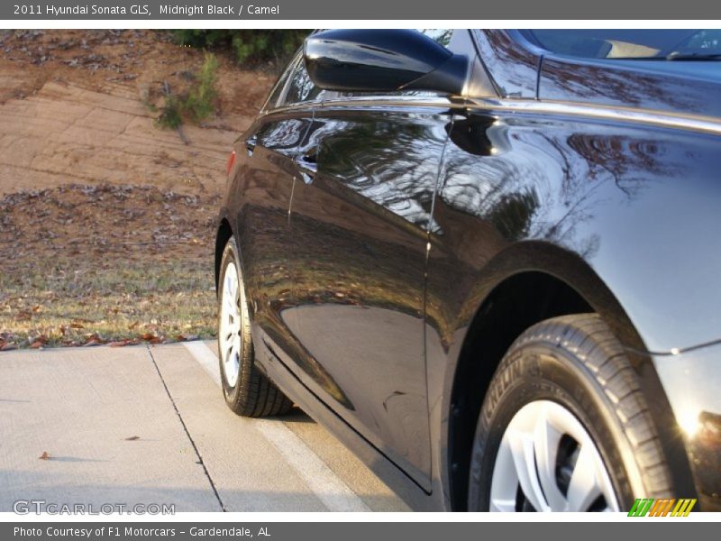 Midnight Black / Camel 2011 Hyundai Sonata GLS