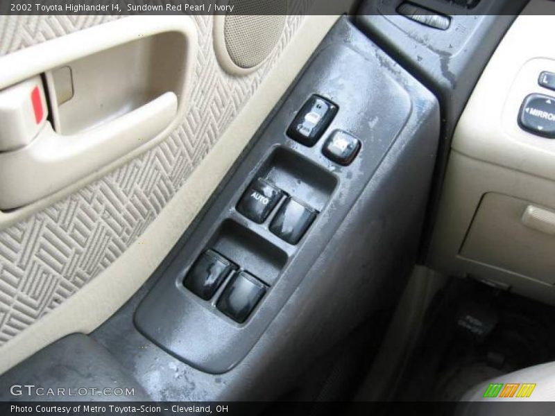 Sundown Red Pearl / Ivory 2002 Toyota Highlander I4