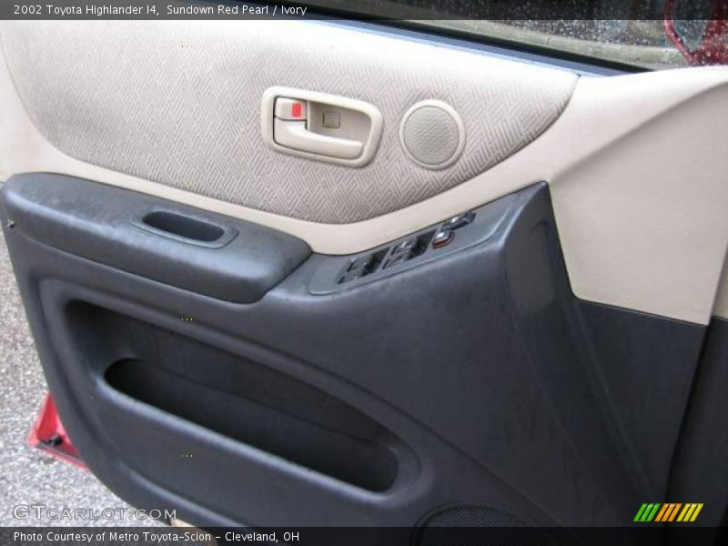 Sundown Red Pearl / Ivory 2002 Toyota Highlander I4