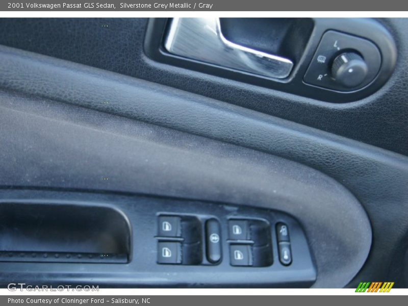 Silverstone Grey Metallic / Gray 2001 Volkswagen Passat GLS Sedan