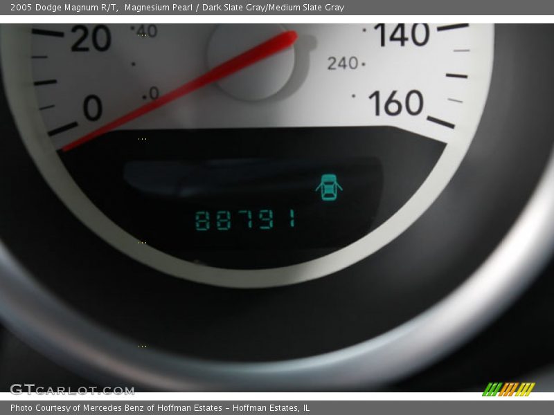 Magnesium Pearl / Dark Slate Gray/Medium Slate Gray 2005 Dodge Magnum R/T