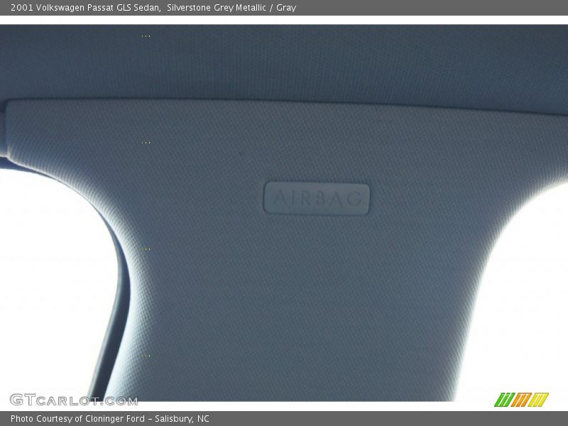 Silverstone Grey Metallic / Gray 2001 Volkswagen Passat GLS Sedan