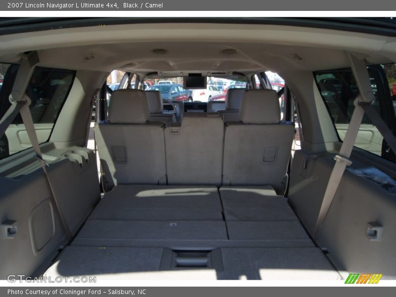 Black / Camel 2007 Lincoln Navigator L Ultimate 4x4
