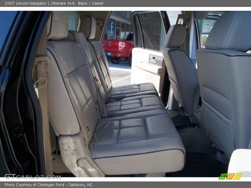 Black / Camel 2007 Lincoln Navigator L Ultimate 4x4