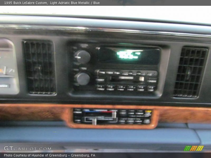 Light Adriatic Blue Metallic / Blue 1995 Buick LeSabre Custom