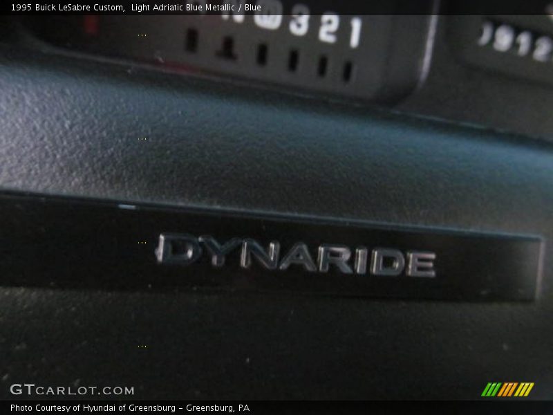 Light Adriatic Blue Metallic / Blue 1995 Buick LeSabre Custom