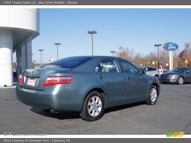 Aloe Green Metallic / Bisque 2009 Toyota Camry LE