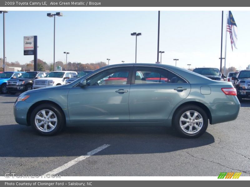 Aloe Green Metallic / Bisque 2009 Toyota Camry LE