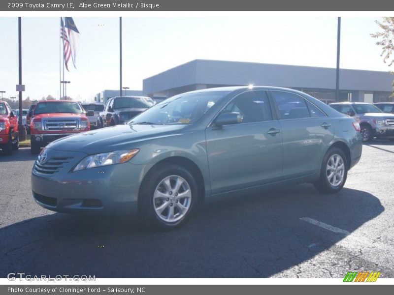 Aloe Green Metallic / Bisque 2009 Toyota Camry LE