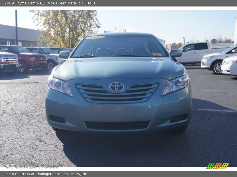 Aloe Green Metallic / Bisque 2009 Toyota Camry LE