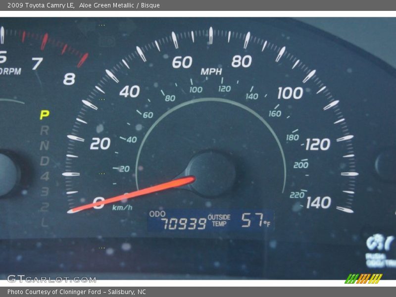 Aloe Green Metallic / Bisque 2009 Toyota Camry LE