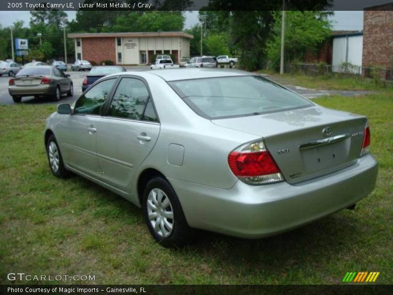 Lunar Mist Metallic / Gray 2005 Toyota Camry LE