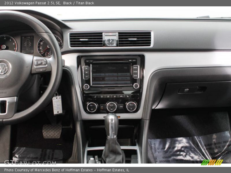 Black / Titan Black 2012 Volkswagen Passat 2.5L SE