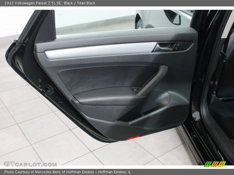 Black / Titan Black 2012 Volkswagen Passat 2.5L SE