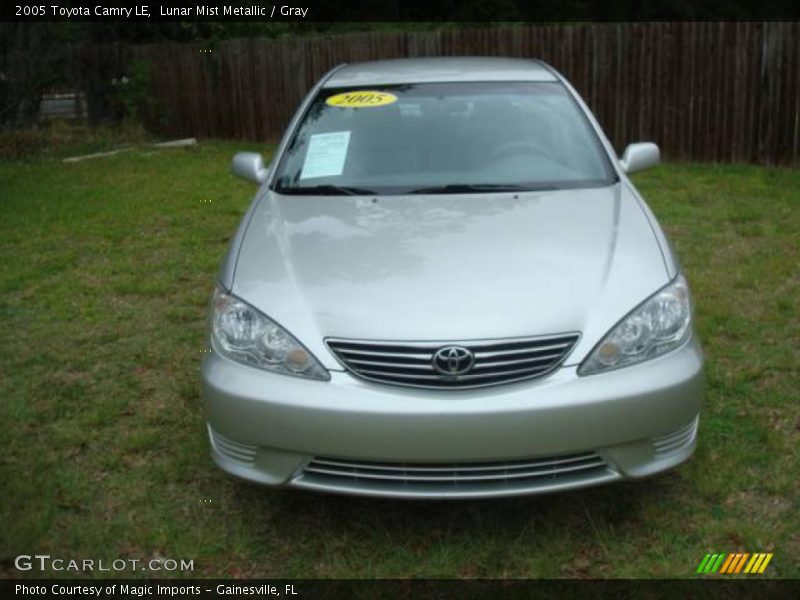 Lunar Mist Metallic / Gray 2005 Toyota Camry LE