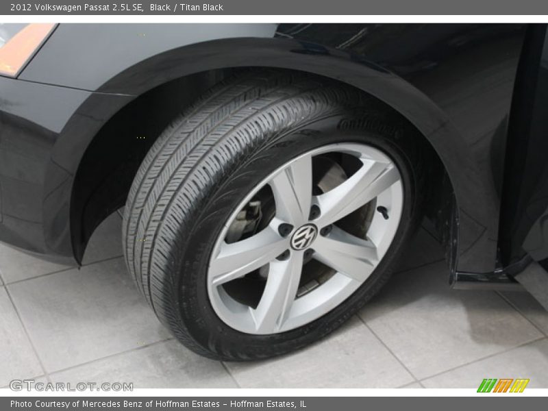 Black / Titan Black 2012 Volkswagen Passat 2.5L SE